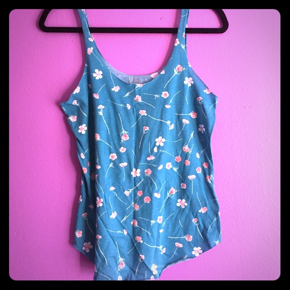 Urban Outfitters Tops - NWOT Urban outfitters floral blue pink tank top